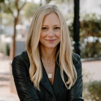 Jennifer Stock, Hinman Real Estate Group, Compass